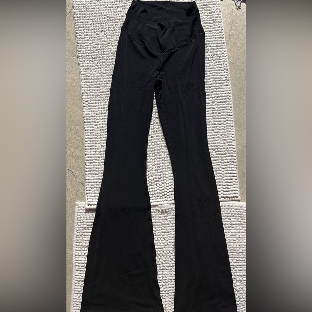 Aerie offline crossover flared black leggings